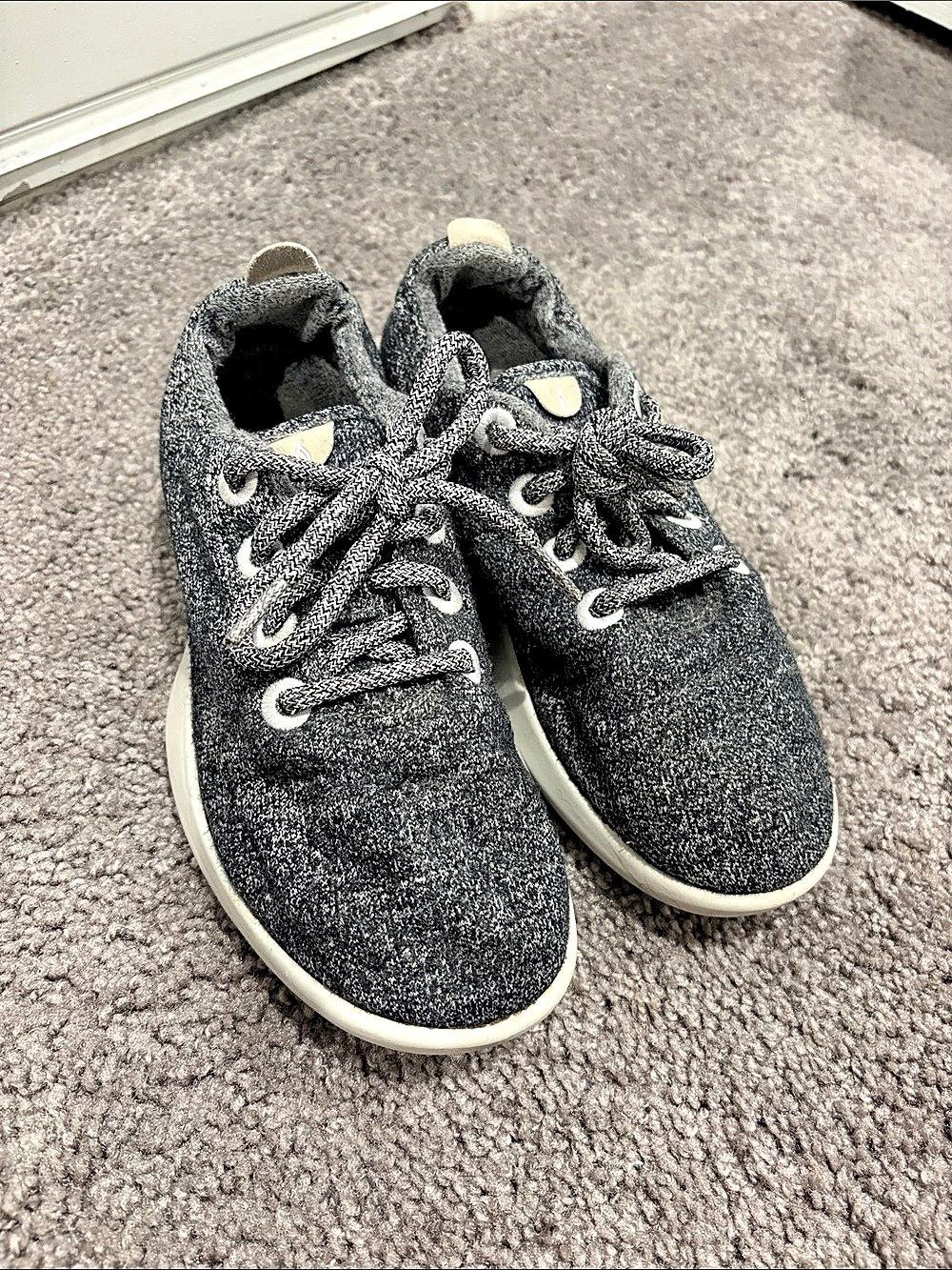 Allbirds Wool Runners Wool Sneakers Black & White US 7